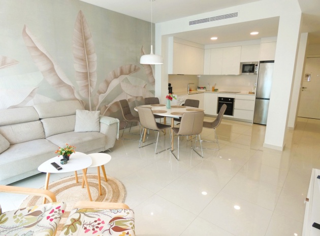 Apartment - Resale - Torrevieja - Torrevieja Centro