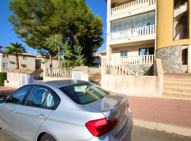 Apartment - Resale - Villamartin - ESMA-51525