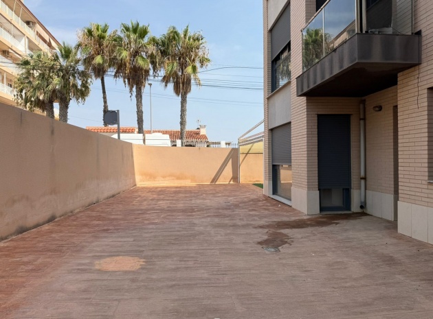 Appartement - Revente - Punta Prima - ESMA-71119