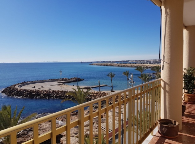 Appartement - Revente - Torrevieja - 1st line to the sea
