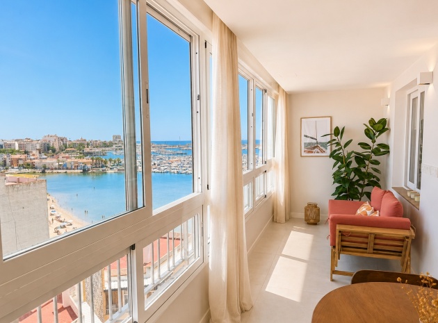 Appartement - Revente - Torrevieja - 1st line to the sea