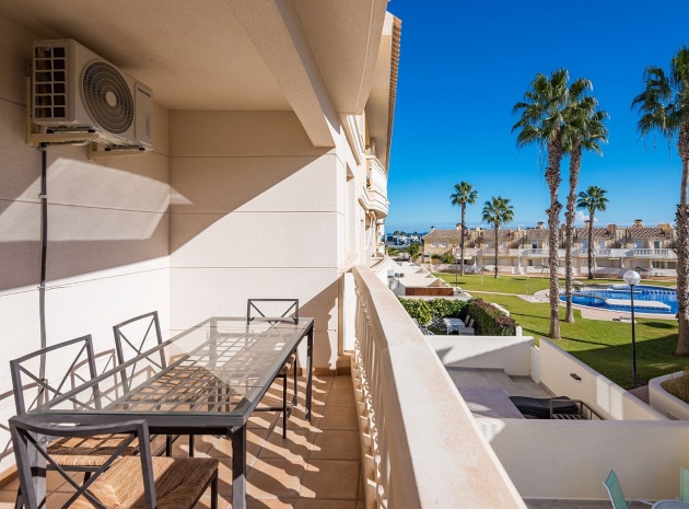 Appartement - Wederverkoop - Cabo Roig - ESMA-13411