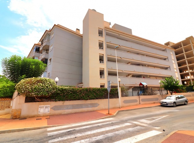 Appartement - Wederverkoop - Guardamar del Segura - beachside