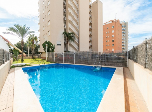 Appartement - Wederverkoop - Guardamar del Segura - Puerto Marino