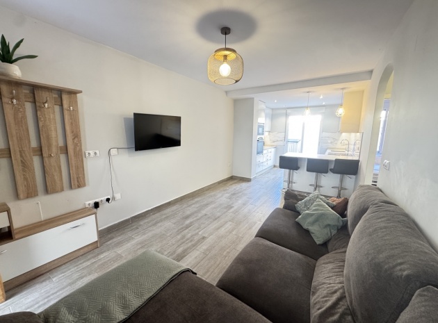 Appartement - Wederverkoop - La Zenia - La Zenia