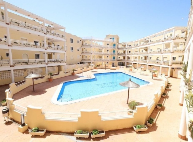 Appartement - Wederverkoop - Orihuela - Campoamor