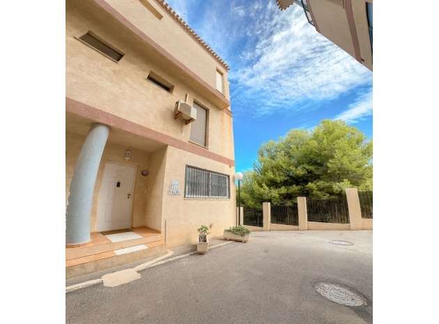 Appartement - Wederverkoop - Orihuela - Playa Flamenca