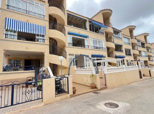 Appartement - Wederverkoop - Punta Prima - ESMA-14235