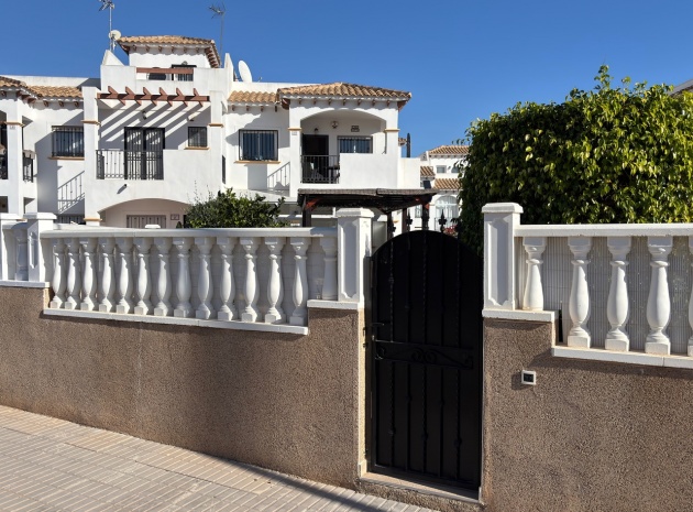 Appartement - Wederverkoop - Punta Prima - La Cinuelica