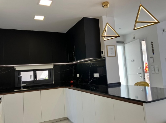 Appartement - Wederverkoop - San Miguel de Salinas - San Miguel de Salinas Centro