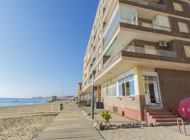 Appartement - Wederverkoop - Torrevieja - CSP-40730