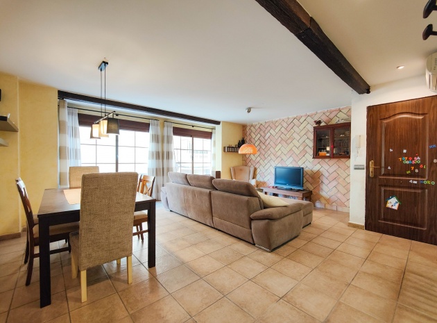 Appartement - Wederverkoop - Torrevieja - ESMA-76736