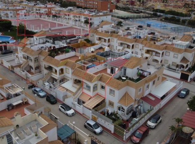 Appartement - Wederverkoop - Torrevieja - ESMA-99135