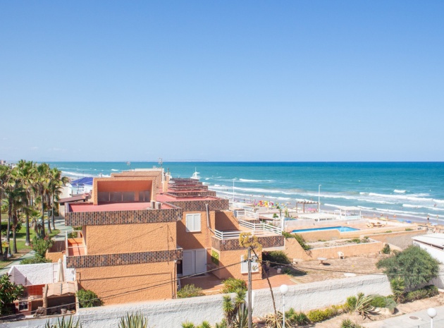 Appartement - Wederverkoop - Torrevieja - La Mata