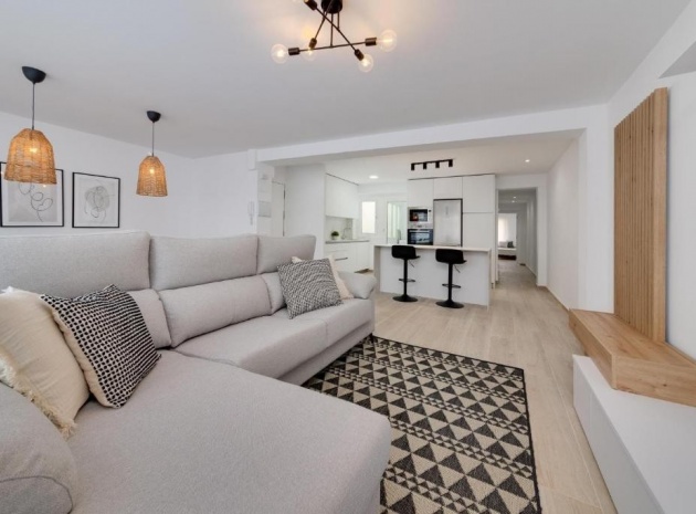 Appartement - Wederverkoop - Torrevieja - Playa Del Cura