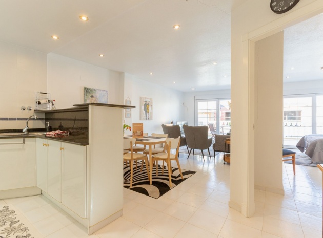 Appartement - Wederverkoop - Torrevieja - Torrevieja Centro