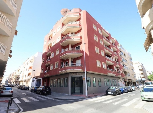 Appartement - Wederverkoop - Torrevieja - Torrevieja Centro
