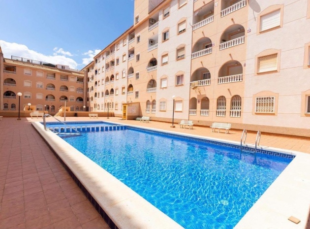 Appartement - Wederverkoop - Torrevieja - Torrevieja Centro