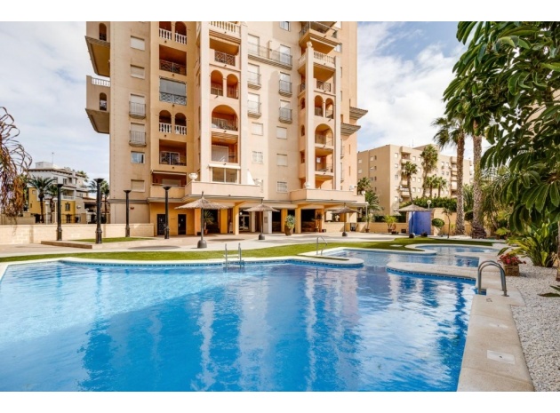 Appartement - Wederverkoop - Torrevieja - Torrevieja