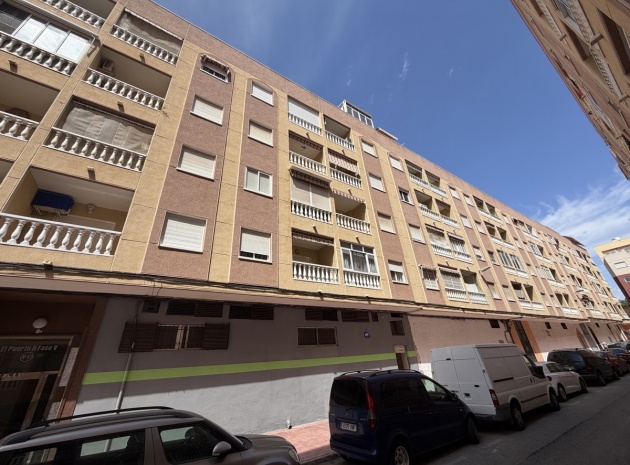 Appartement - Wederverkoop - Torrevieja - Torrevieja