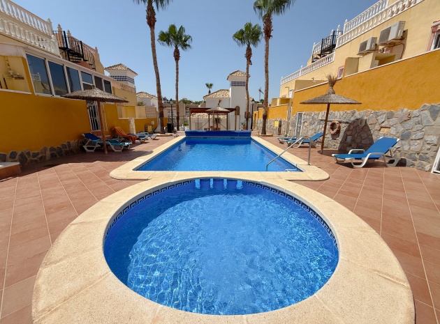 Appartement - Wederverkoop - Villamartin - ESMA-46294