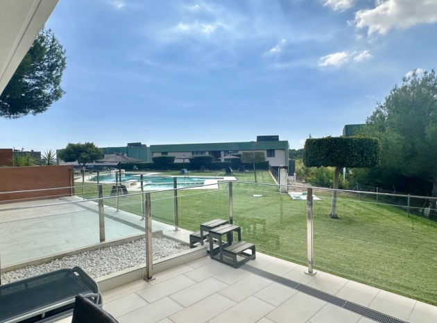 Appartement - Wederverkoop - Villamartin - La Fuente