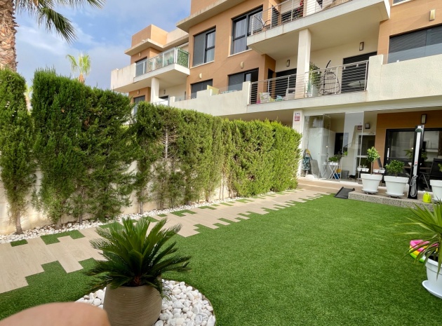 Appartement - Wederverkoop - Villamartin - Los Dolses