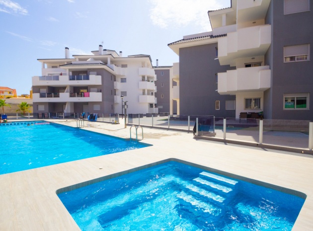 Appartement - Wederverkoop - Villamartin - Res. Sungolfbeach