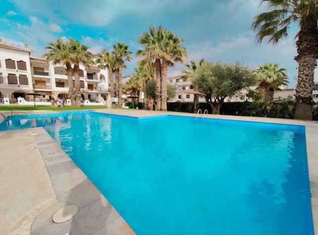 Appartement - Wederverkoop - Villamartin - Villamartin