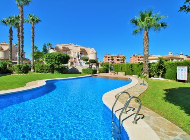 Appartement - Wederverkoop - Villamartin - Villamartin