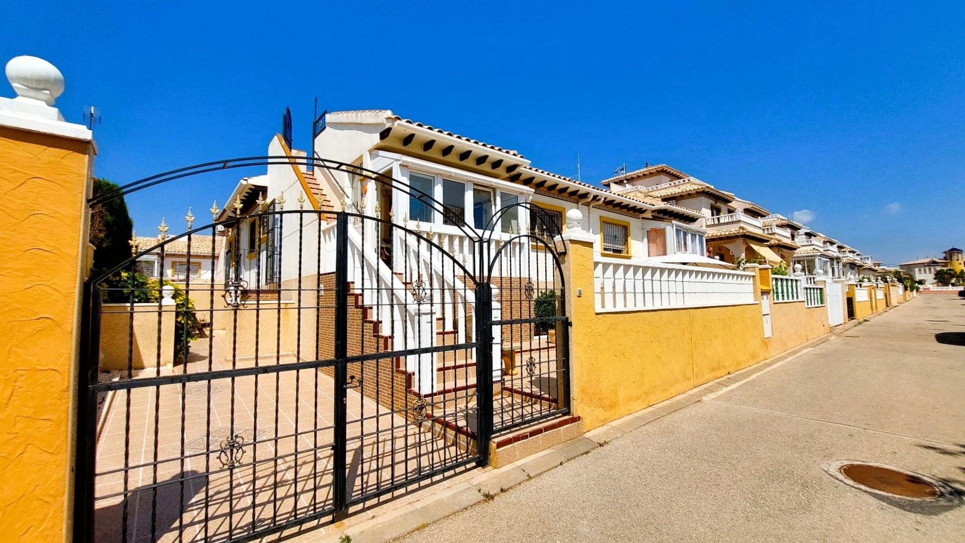 Återförsäljning - Bungalow - Cabo Roig - Lomas de Cabo Roig