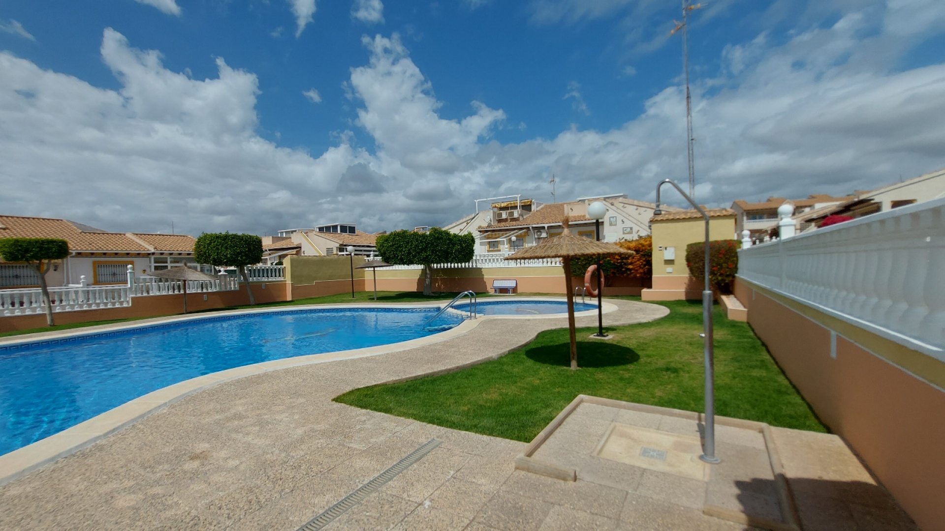 Återförsäljning - Bungalow - Cabo Roig - san jose