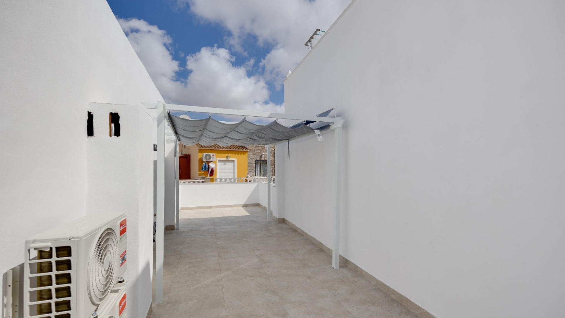 Återförsäljning - Bungalow - Playa Flamenca - las chismosas