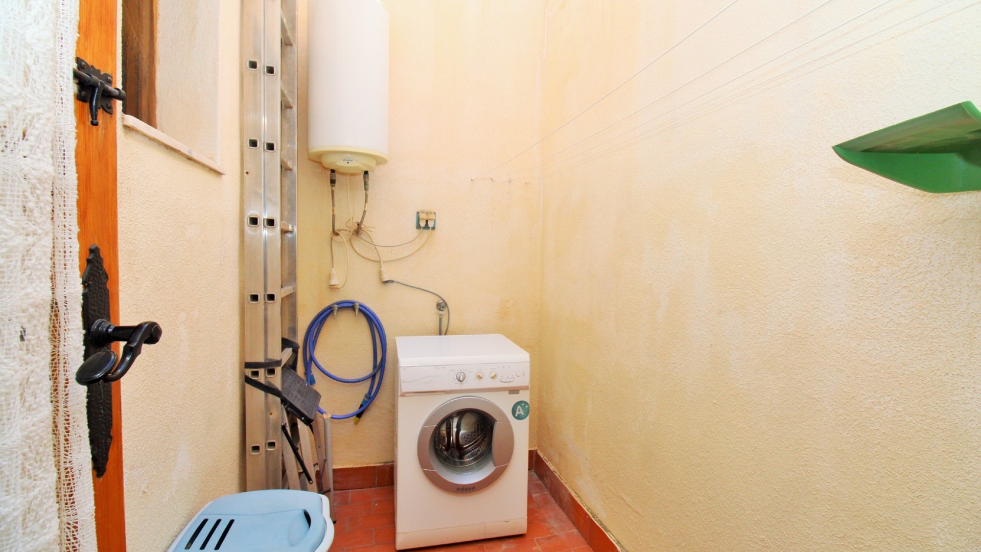 Återförsäljning - Bungalow - Playa Flamenca - las chismosas