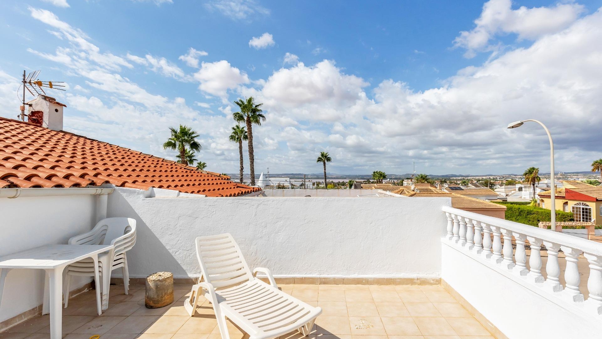 Återförsäljning - Bungalow - Torrevieja - san luis
