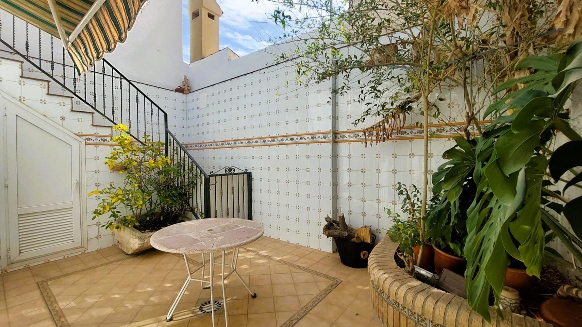 Återförsäljning - Casa - Torrevieja - Centro