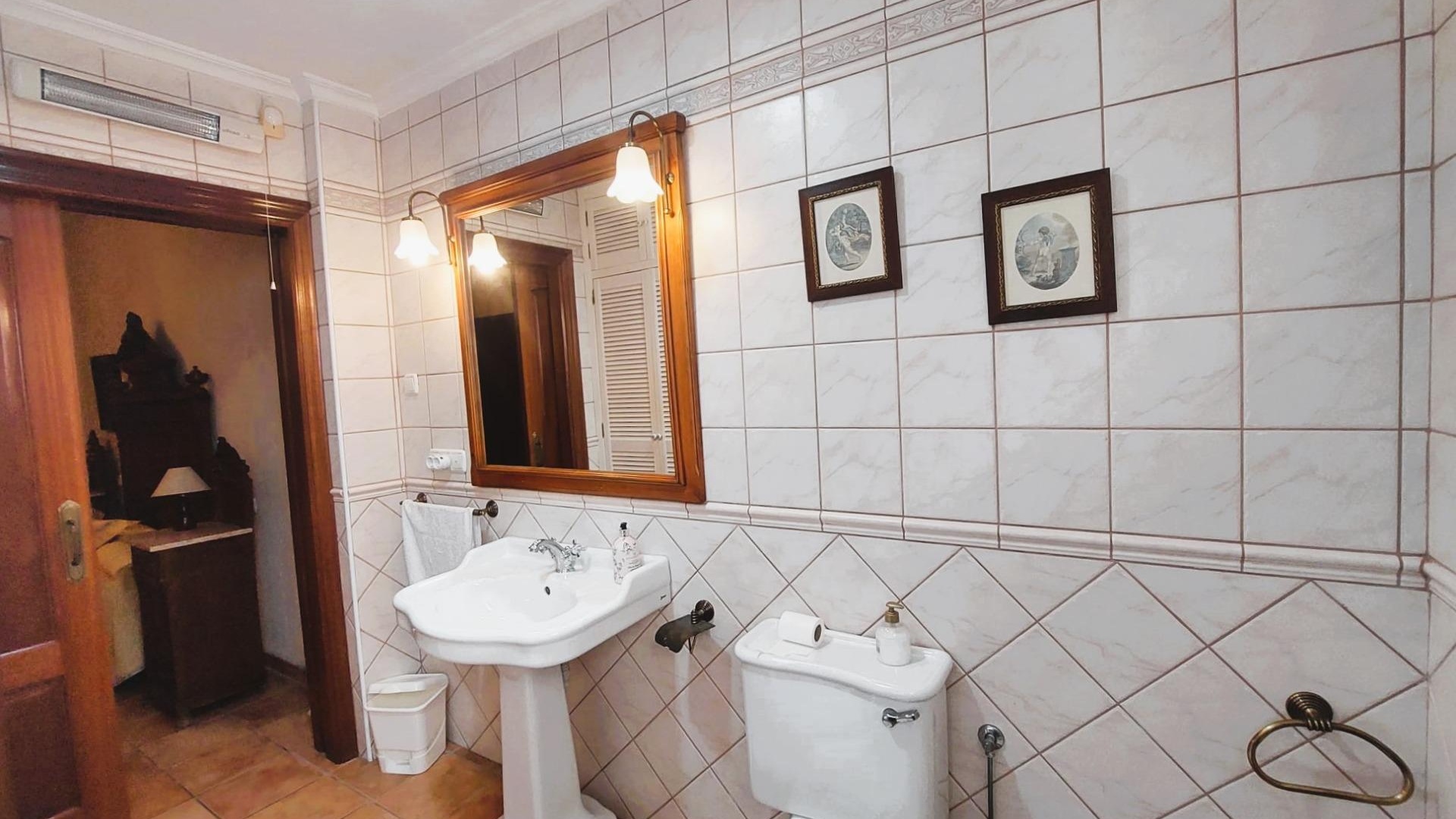 Återförsäljning - Casa - Torrevieja - Centro