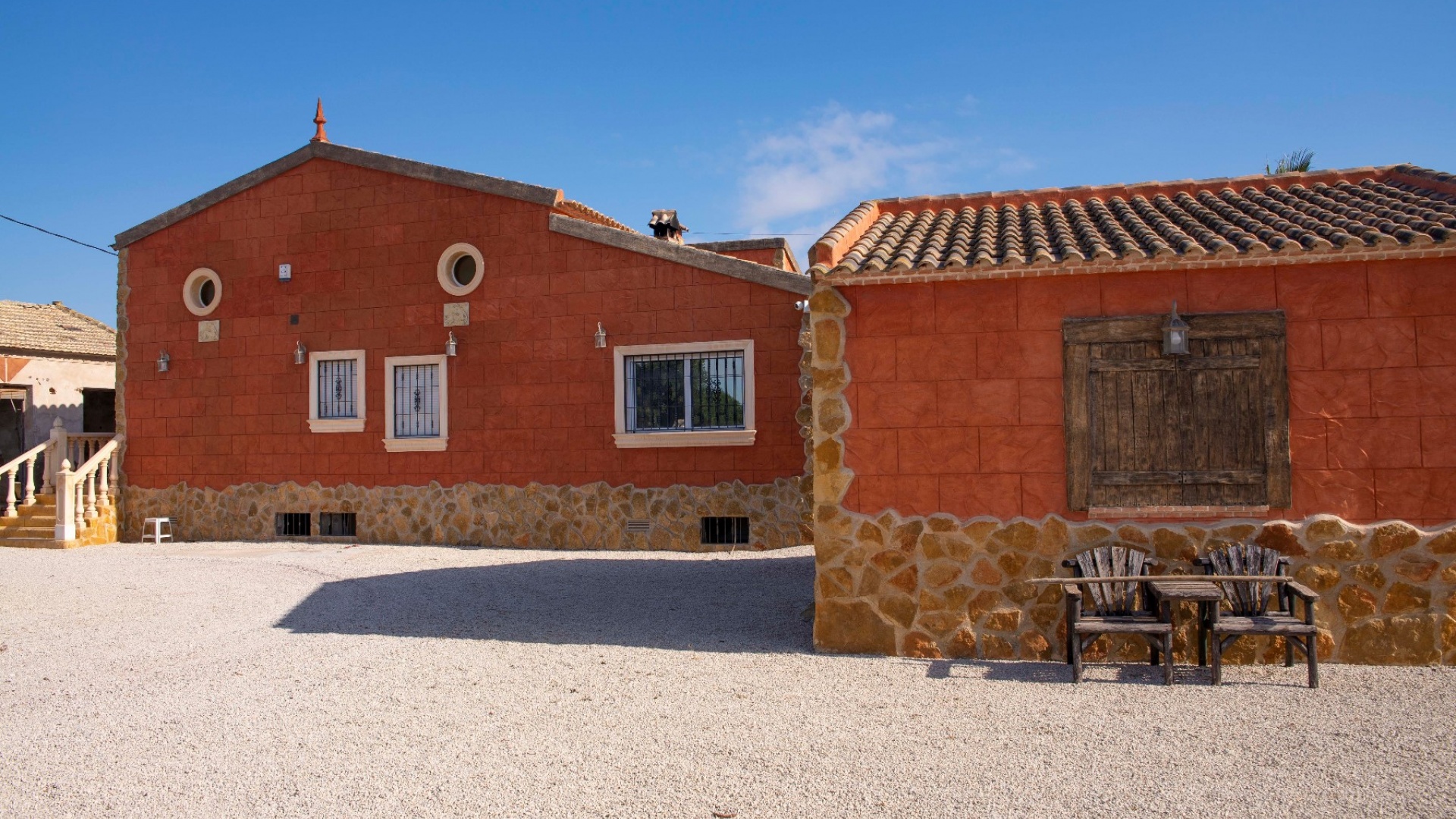 Återförsäljning - Country Property - Dolores