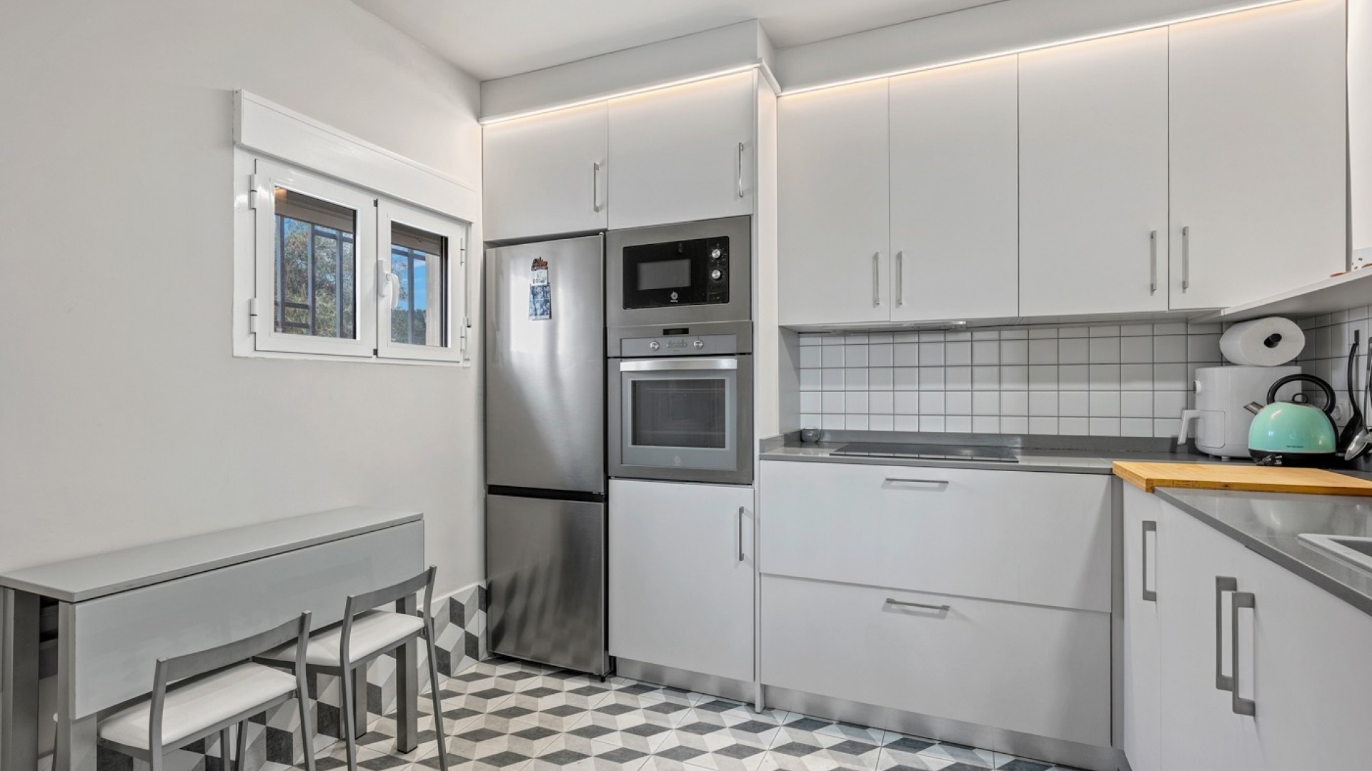 Återförsäljning - Country Property - Elche