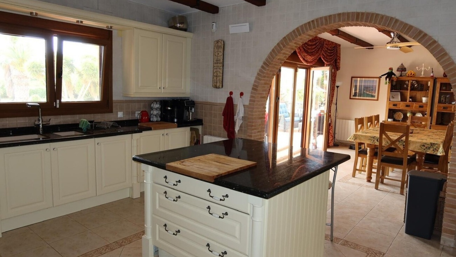 Återförsäljning - Country Property - Orihuela - Orihuela Centro