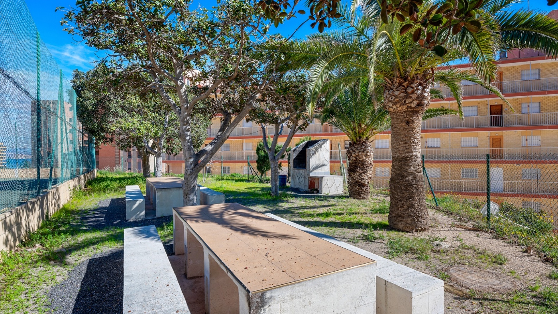 Återförsäljning - Lägenhet - Arenales del Sol - Segunda linea playa