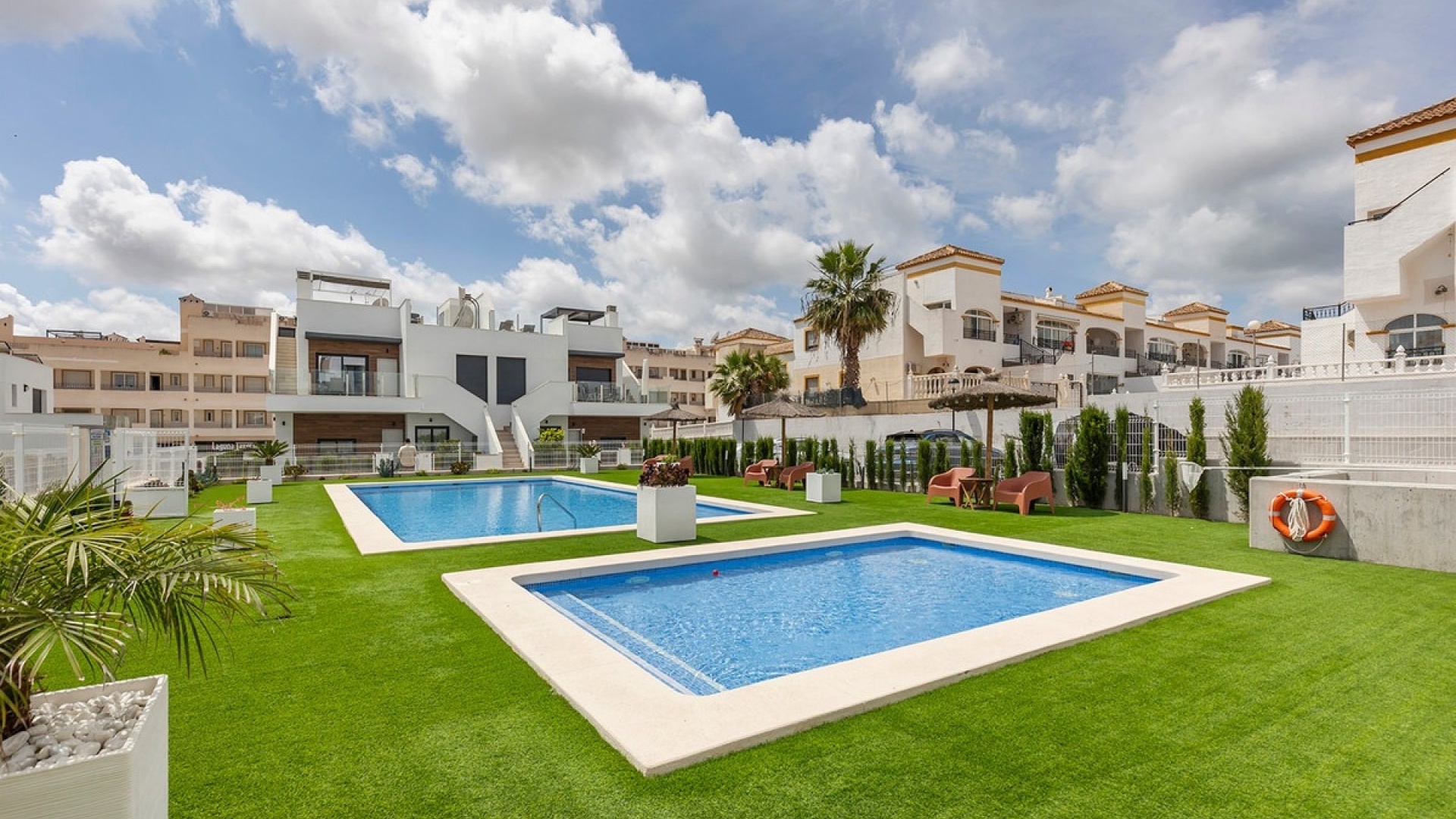Återförsäljning - Lägenhet - Benidorm - Urb Entre Naranjos