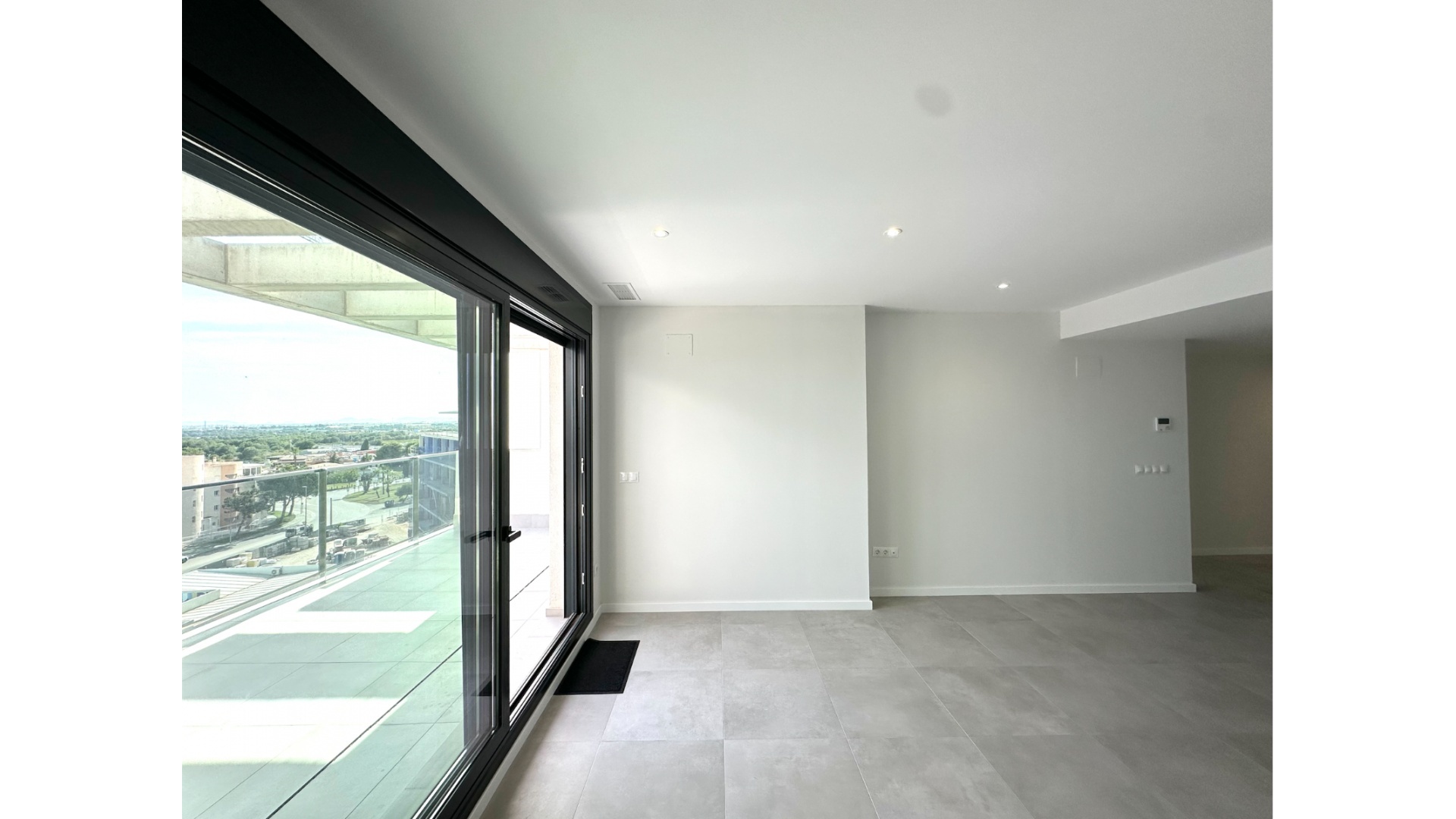 Återförsäljning - Lägenhet - Campoamor - Res. Seagardens