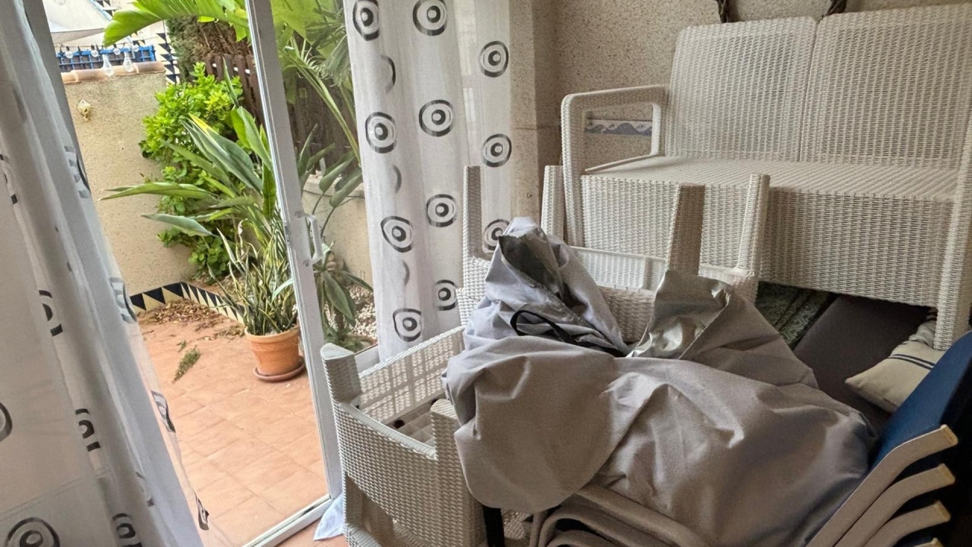 Återförsäljning - Lägenhet - Guardamar del Segura - el eden