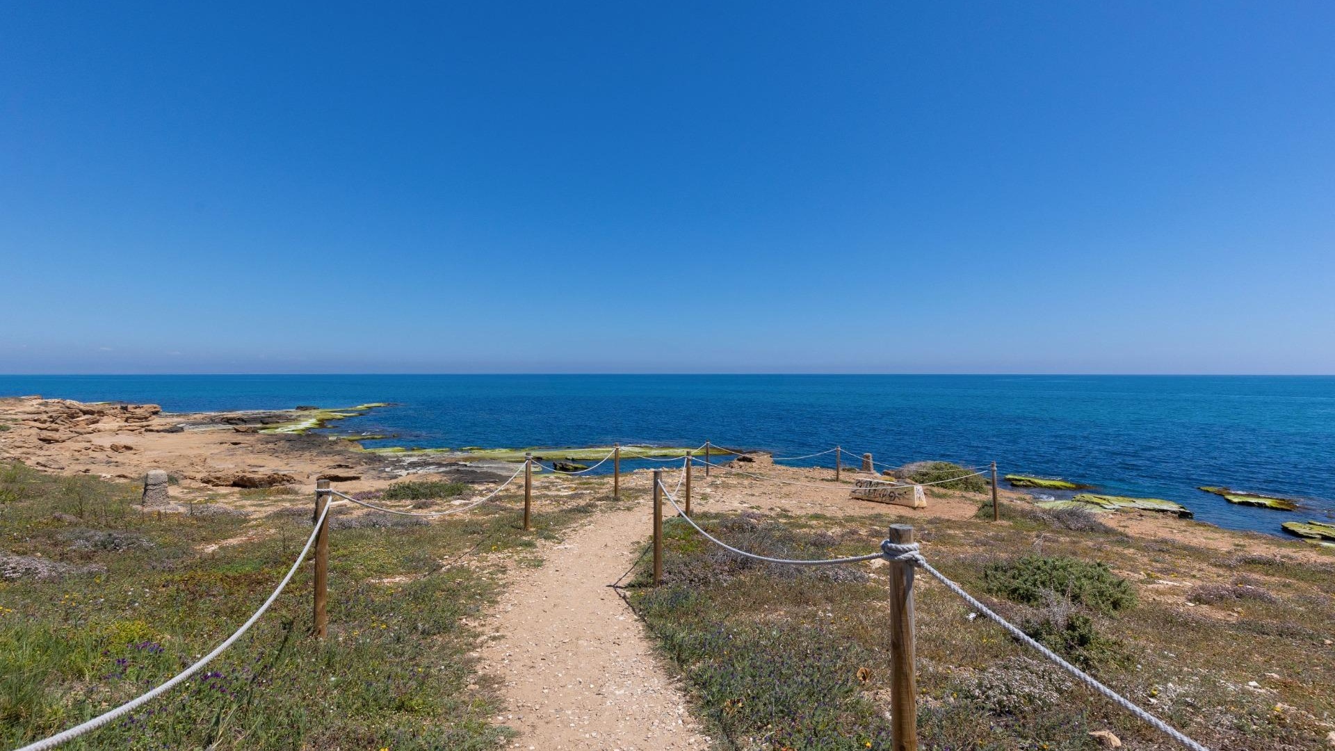 Återförsäljning - Lägenhet - La Mata - 1st Line to the Sea