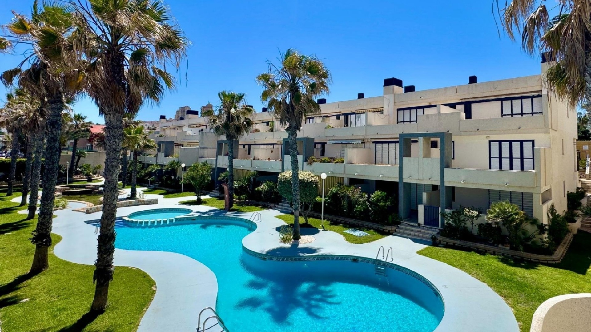 Återförsäljning - Lägenhet - La Mata - 1st Line to the Sea