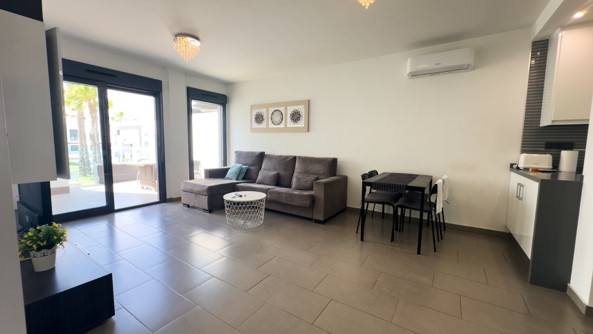 Återförsäljning - Lägenhet - La Zenia - oasis beach