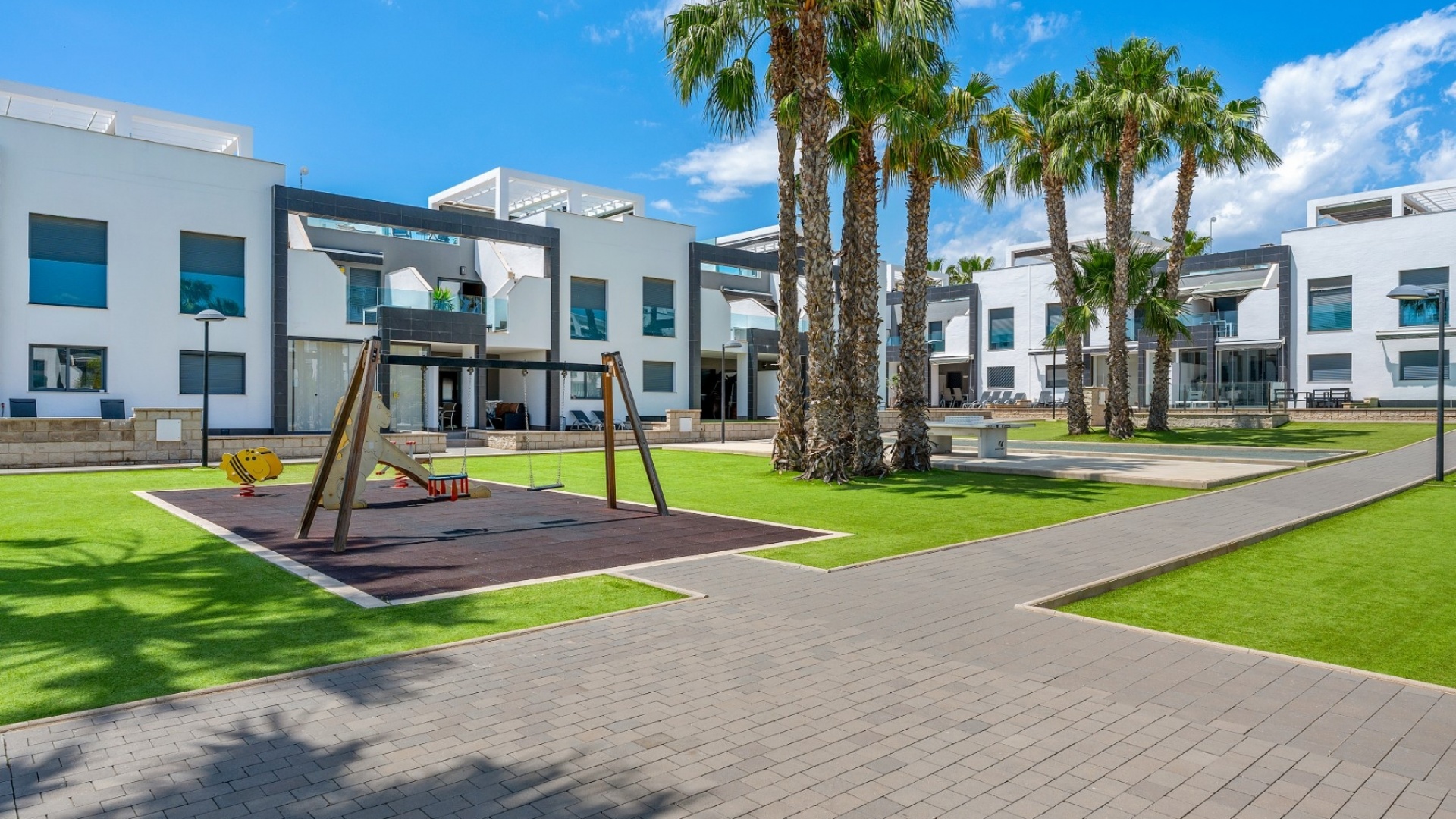 Återförsäljning - Lägenhet - La Zenia - oasis beach
