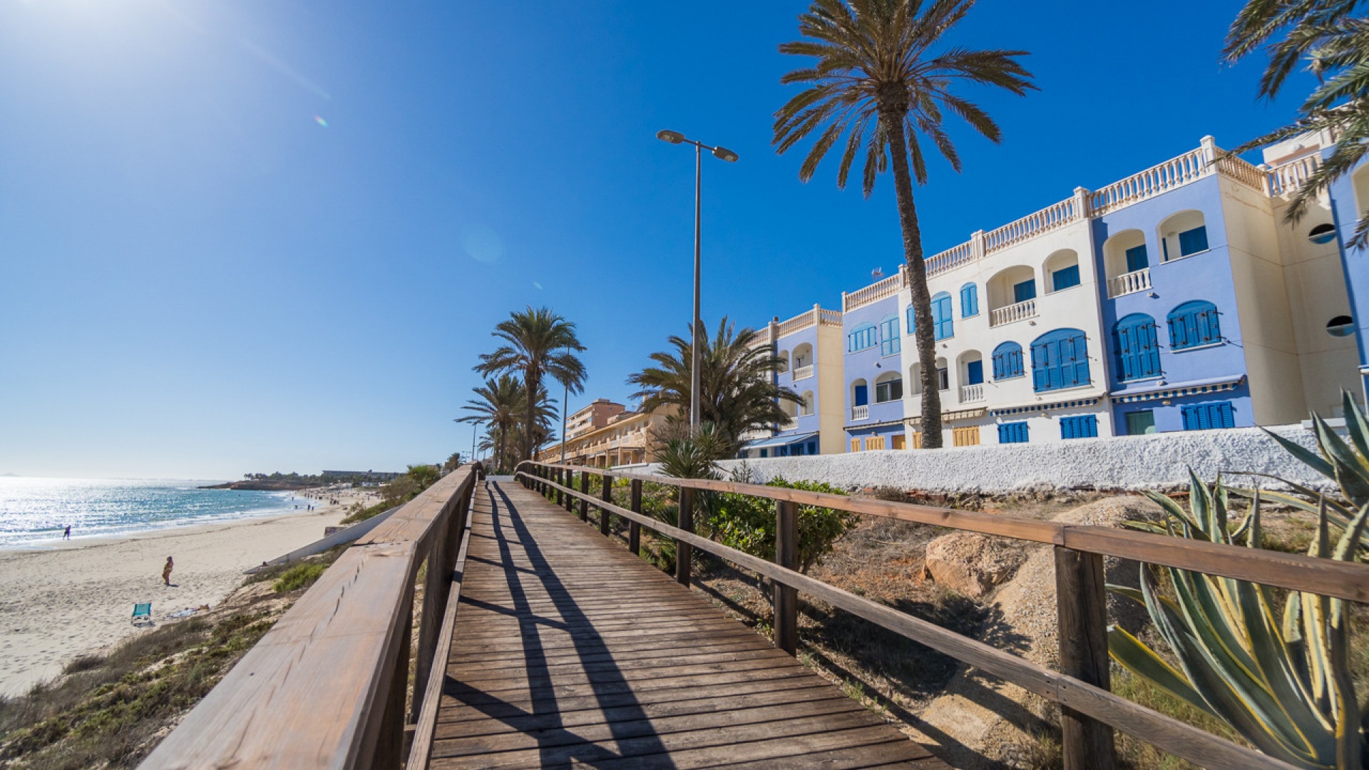 Återförsäljning - Lägenhet - Mil Palmeras - Beach