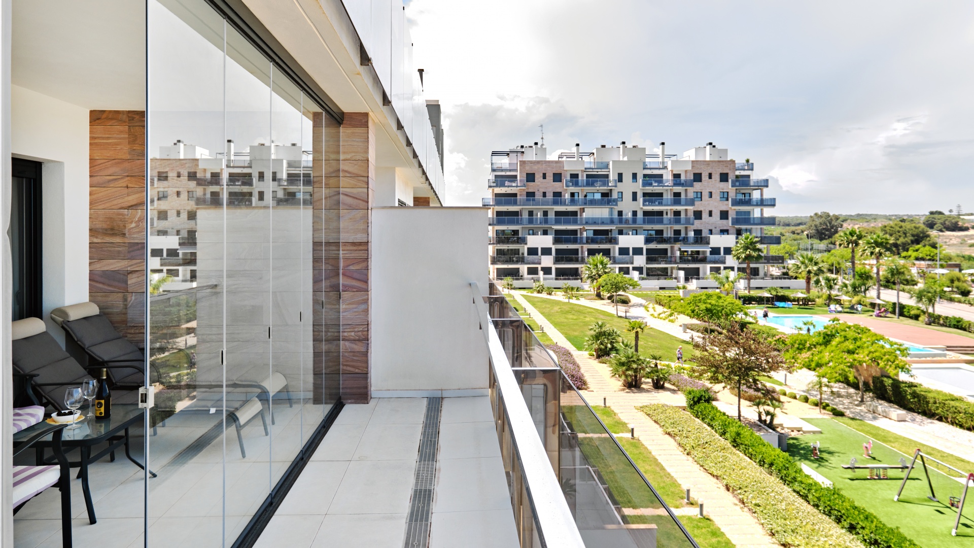 Återförsäljning - Lägenhet - Mil Palmeras